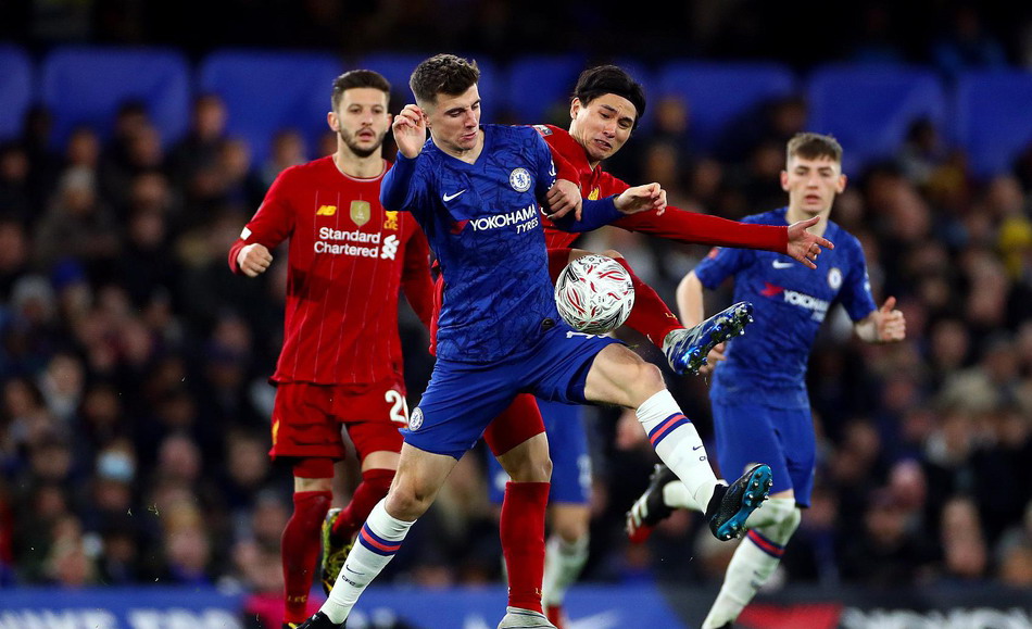 库普梅纳斯：我踢后卫感觉很好；斯帕莱蒂带来了积极的氛围