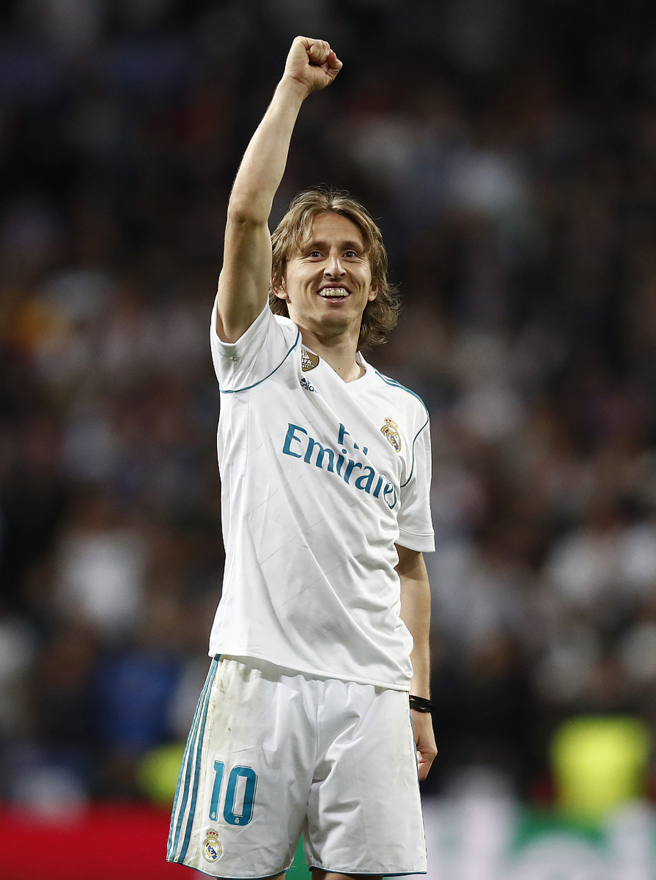 以王俊杰第一人称独白，解读他打韩国“尿检之战”，男篮锋线希望